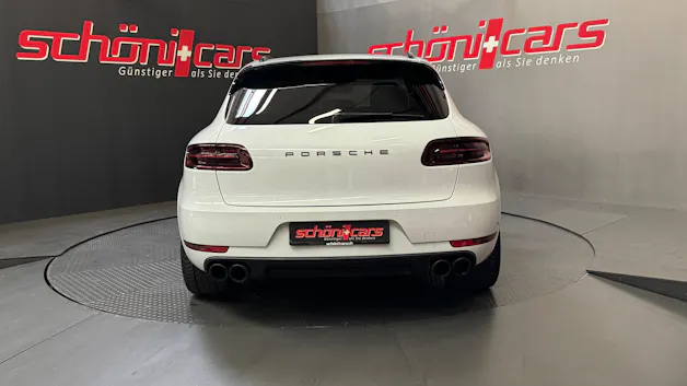 PORSCHE Macan GTS PDK