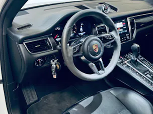PORSCHE Macan GTS PDK