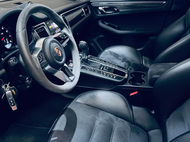 PORSCHE Macan GTS PDK