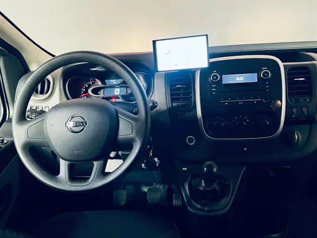 NISSAN NV 300 Camper dCi 121 PS MT