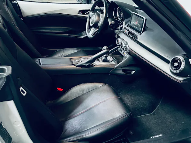 MAZDA MX-5 SKYACTIV-G 160 Revolution