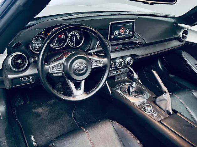 MAZDA MX-5 SKYACTIV-G 160 Revolution