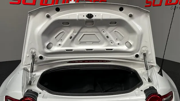 MAZDA MX-5 SKYACTIV-G 160 Revolution