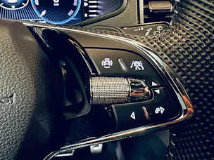 SKODA Karoq 2.0 TSI SportLine 4x4 DSG
