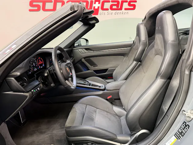 PORSCHE 911 Targa 4 GTS PDK CH