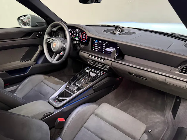 PORSCHE 911 Targa 4 GTS PDK CH