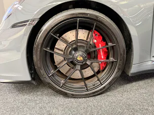 PORSCHE 911 Targa 4 GTS PDK CH