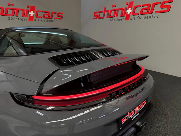 PORSCHE 911 Targa 4 GTS PDK CH