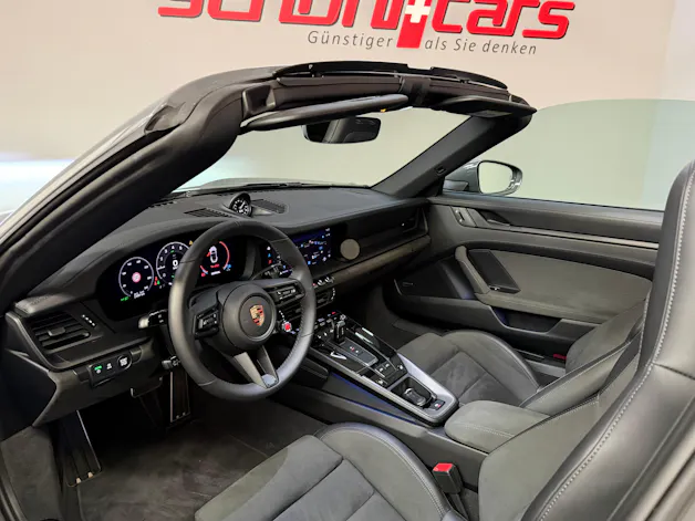 PORSCHE 911 Targa 4 GTS PDK CH