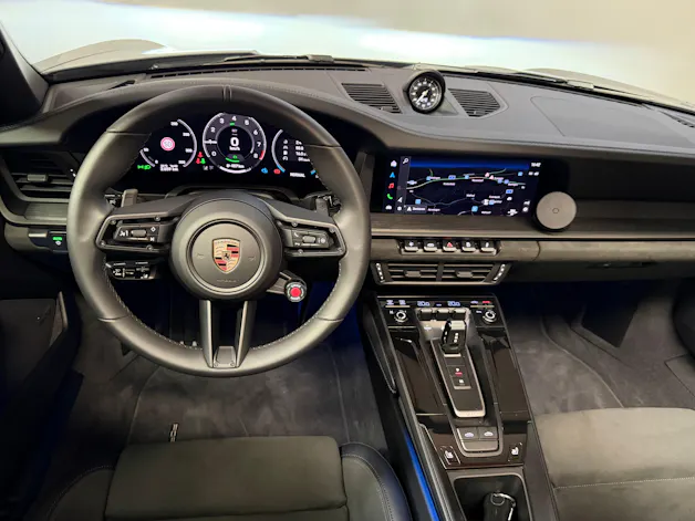 PORSCHE 911 Targa 4 GTS PDK CH