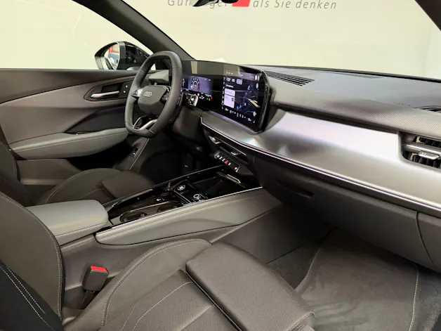 AUDI Q3 SUV TFSI quattro 195 kW S tronic S Line