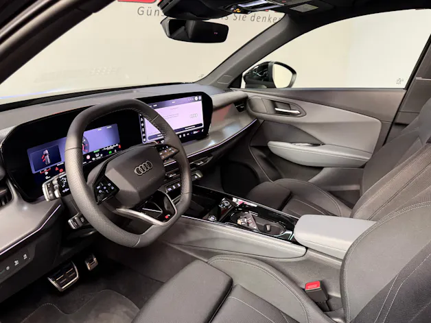 AUDI Q3 SUV TFSI quattro 195 kW S tronic S Line