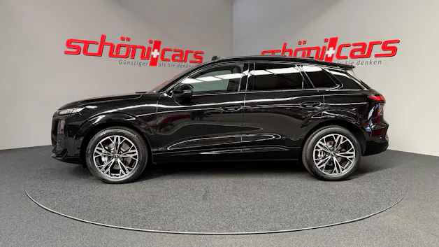 AUDI Q3 SUV TFSI quattro 195 kW S tronic S Line