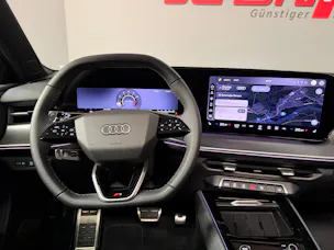 AUDI Q3 SUV TFSI quattro 195 kW S tronic S Line