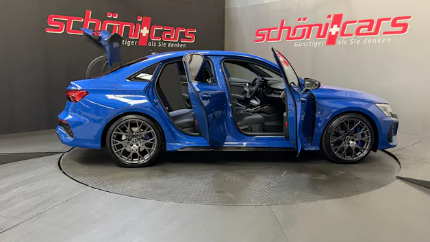 AUDI RS3 Limousine 2.5 TSI Performance quattro S-tronic 1of300