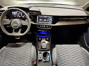 AUDI RS3 Limousine 2.5 TSI Performance quattro S-tronic 1of300