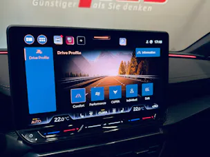 CUPRA LEON ST 2.0 TSI VZ DSG 4Drive