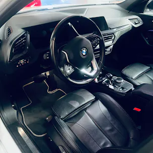 BMW 118i Sport Line Steptronic