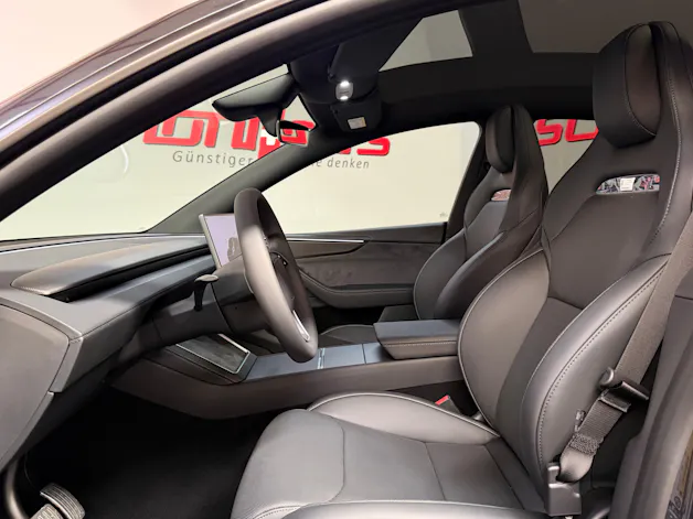 Tesla Model Y Performance AHK