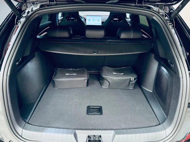 BYD Seal U DM-i Design AWD