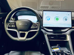 BYD Seal U DM-i Design AWD