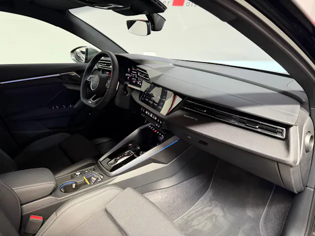 AUDI S3 Sportback TFSI quattro S-tronic