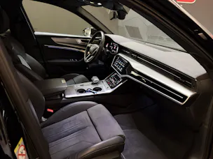 AUDI A6 Avant 45 TFSI Sport S-tronic quattro