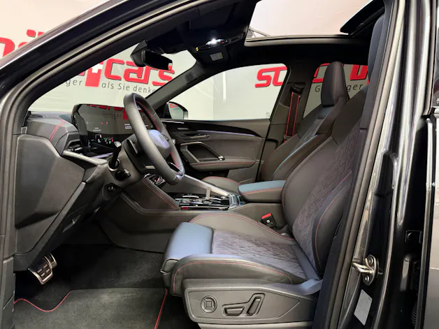 AUDI SQ5 TFSI quattro S-tronic