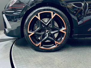 CUPRA LEON ST 2.0 TSI VZ DSG 4Drive