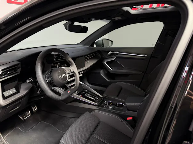 AUDI S3 Sportback TFSI quattro S-tronic