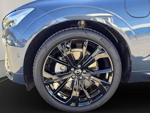VOLVO XC60 2.0 T8 TE Black Edition eAWD