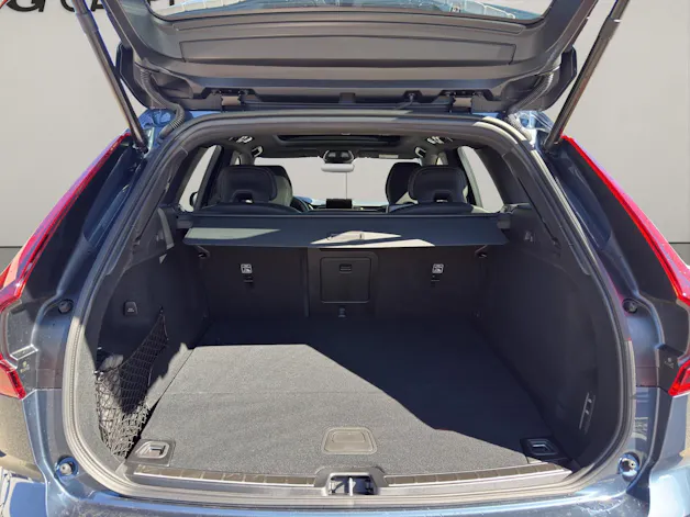 VOLVO XC60 2.0 T8 TE Black Edition eAWD
