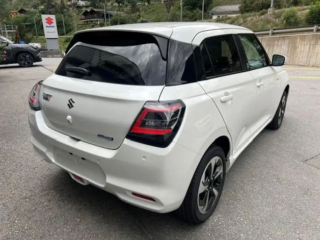 Suzuki Swift 1.2 Piz Sulai Top Hybrid 4x4