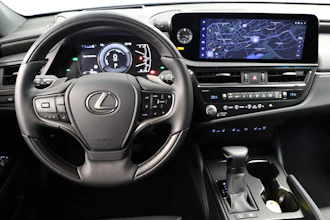 https://vehicle.imgix.net/4478779/34159698-672c-41b1-87e5-f0568720c829.JPG