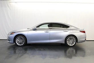 https://vehicle.imgix.net/4478779/97c31abf-9349-4390-acb6-80ecdf787f36.JPG
