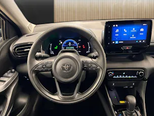 Toyota Yaris 1.5 VVT-i HSD Trend