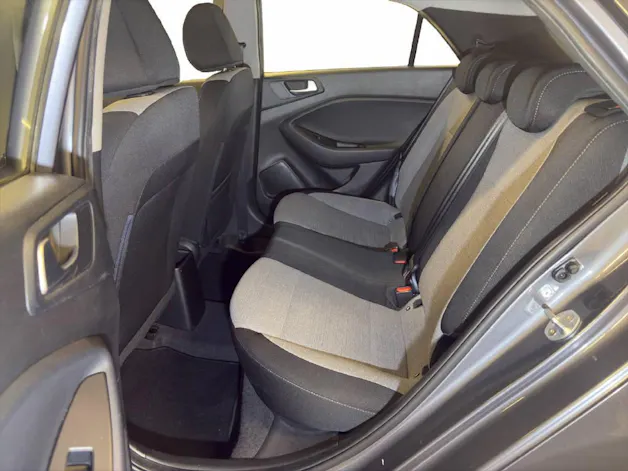 HYUNDAI i20 1.0 T-GDi Amplia