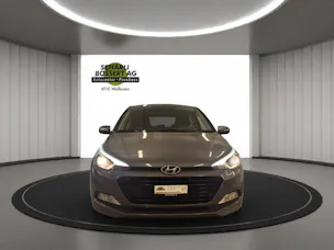 HYUNDAI i20 1.0 T-GDi Amplia