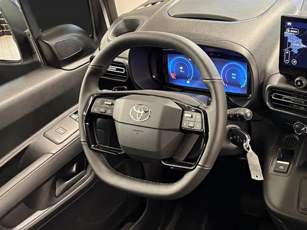 Toyota PROACE CITY Van L2 1.5 D Advanced