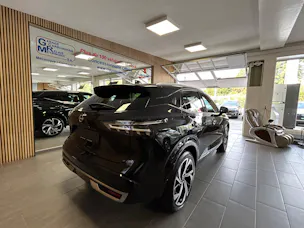 NISSAN Qashqai 1.3 DIG-T 158 Tekna+