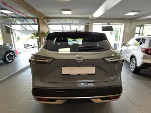 NISSAN Qashqai 1.3 DIG-T 158 N-Connecta