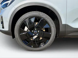 VOLVO EX40 Twin Black Edition AWD