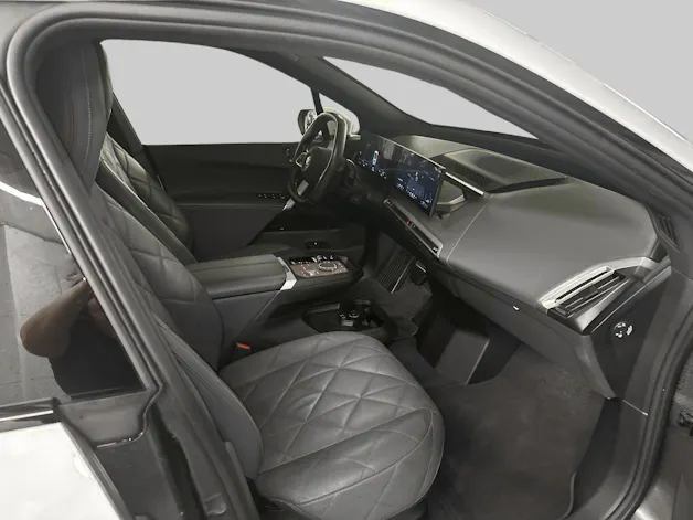 BMW iX xDrive40 SPORTPAKET AHK