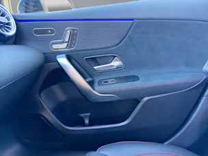 MERCEDES-BENZ A-Klasse W177 A 180 AMG Line