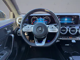 MERCEDES-BENZ A-Klasse W177 A 180 AMG Line