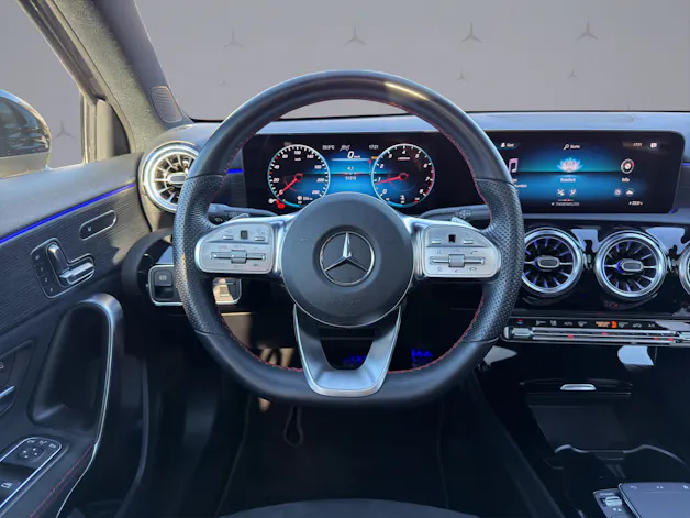 MERCEDES-BENZ A-Klasse W177 A 180 AMG Line