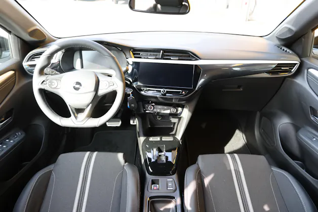 OPEL Corsa 1.2 T Hybrid Viva