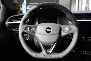 OPEL Corsa 1.2 T Hybrid Viva