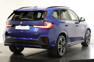 BMW X1 U11 23d xDrive paddles