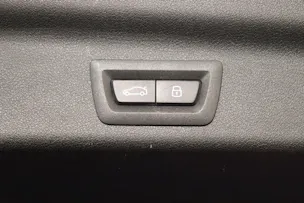 BMW X1 U11 23d xDrive paddles